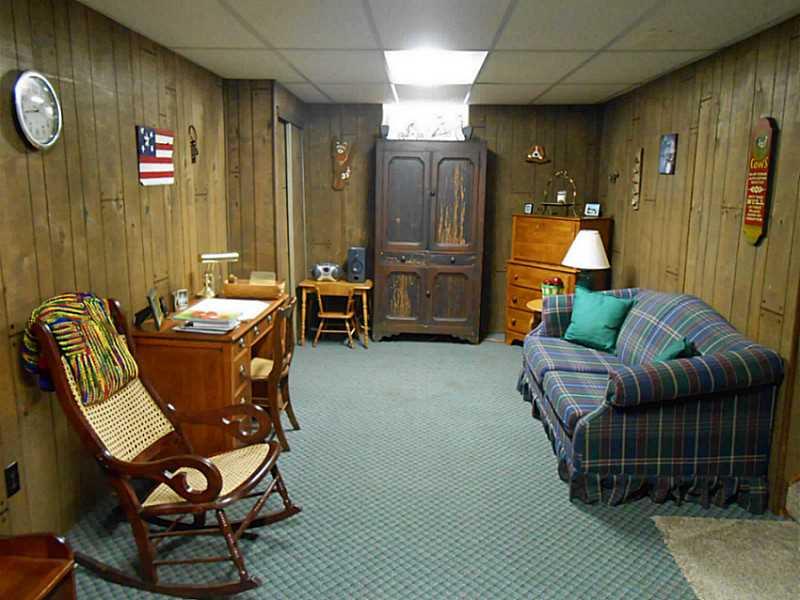 81 Old York Road Washington, PA 15301 - Photo 10 of 15 Basement/Game Room.