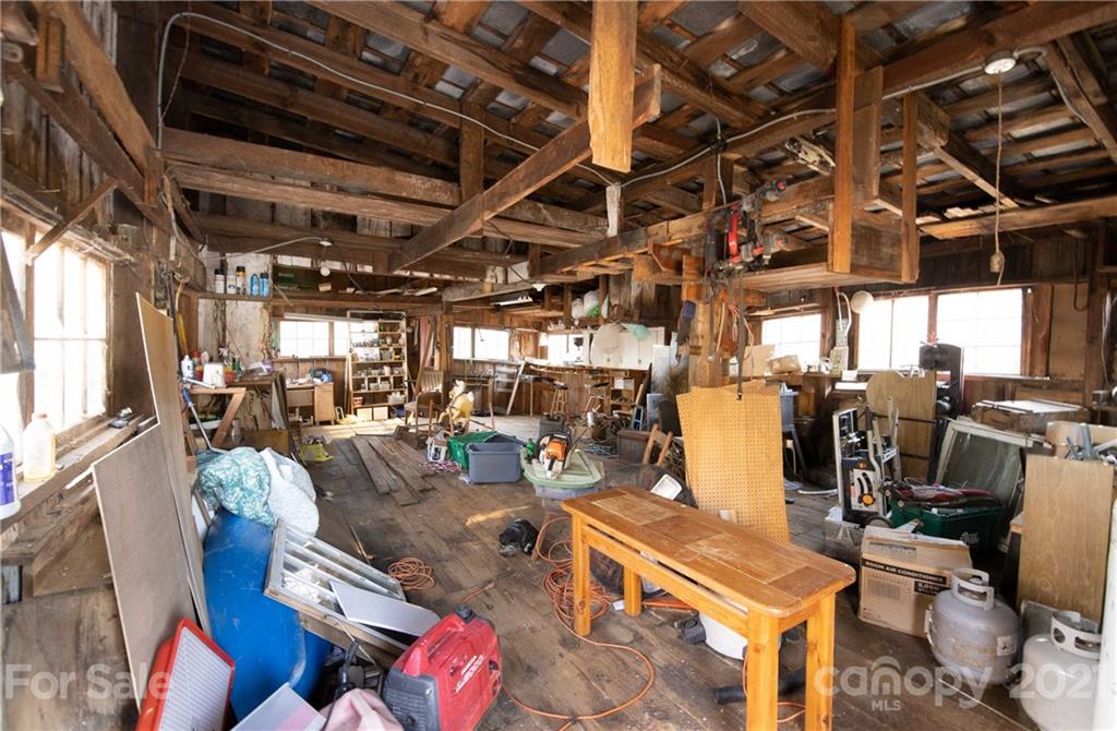 39 Baileys Peak Road Spruce Pine, NC 28777 - Photo 28 of 47 a view of a room with gym equipment