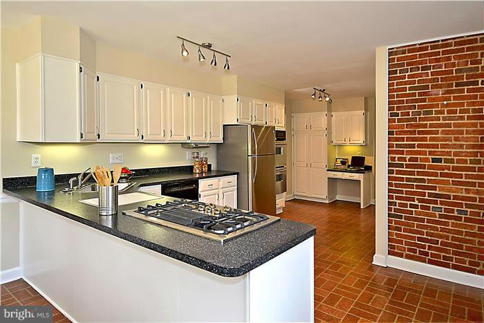 414 Mansfield Road Silver Spring, MD 20910 - Photo 8 of 27 Kitchen