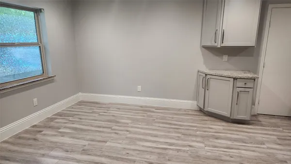 $1,995 | 6 Rain Walk Court, The Woodlands, TX 77380