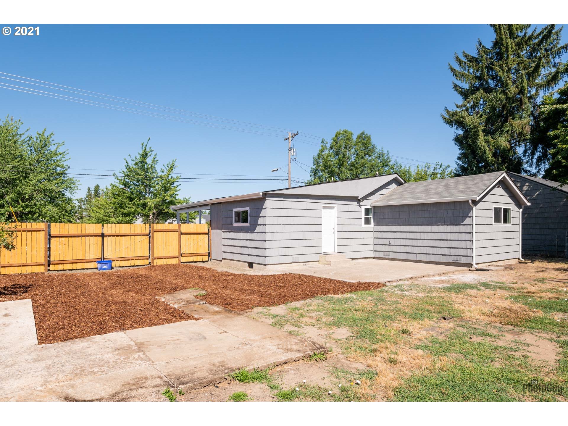 335 North 51st Street Springfield, OR 97478 - Photo 26 of 31