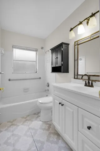 $700,000 | 8888 Southeast Colony Street, Hobe Sound, FL 33455