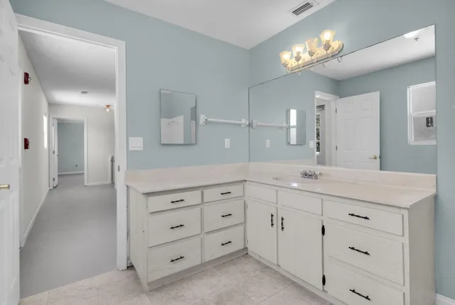 $700,000 | 8888 Southeast Colony Street, Hobe Sound, FL 33455