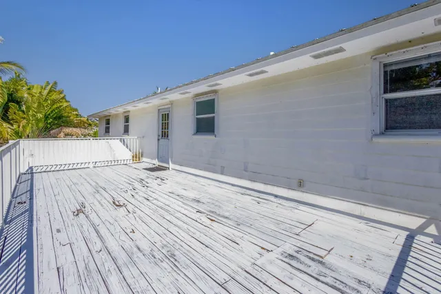 $700,000 | 8888 Southeast Colony Street, Hobe Sound, FL 33455