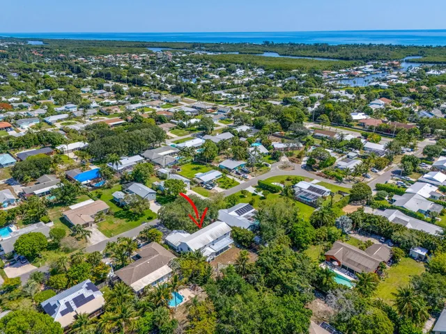 $700,000 | 8888 Southeast Colony Street, Hobe Sound, FL 33455