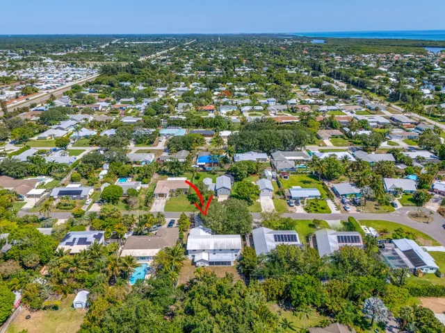$700,000 | 8888 Southeast Colony Street, Hobe Sound, FL 33455