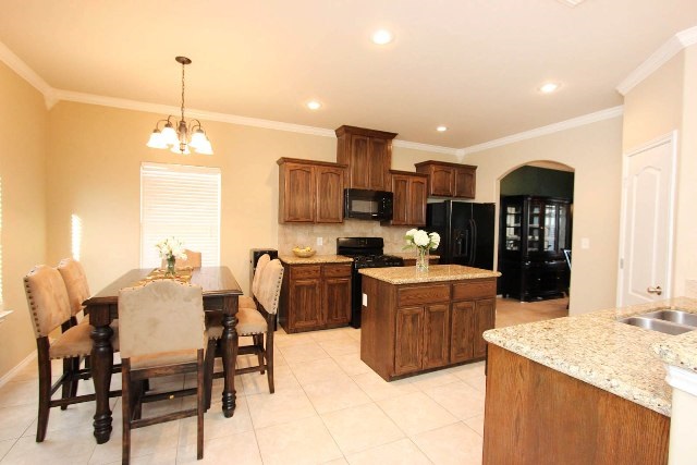 112 Kahlo Loop Laredo, TX 78045 - Photo 3 of 9 Gallery Image 3