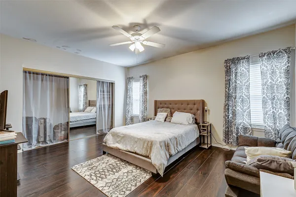 $1,700 | 17421 Red Oak Drive, Unit 7421, Houston, TX 77090