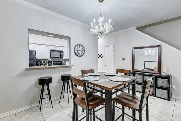 $1,700 | 17421 Red Oak Drive, Unit 7421, Houston, TX 77090