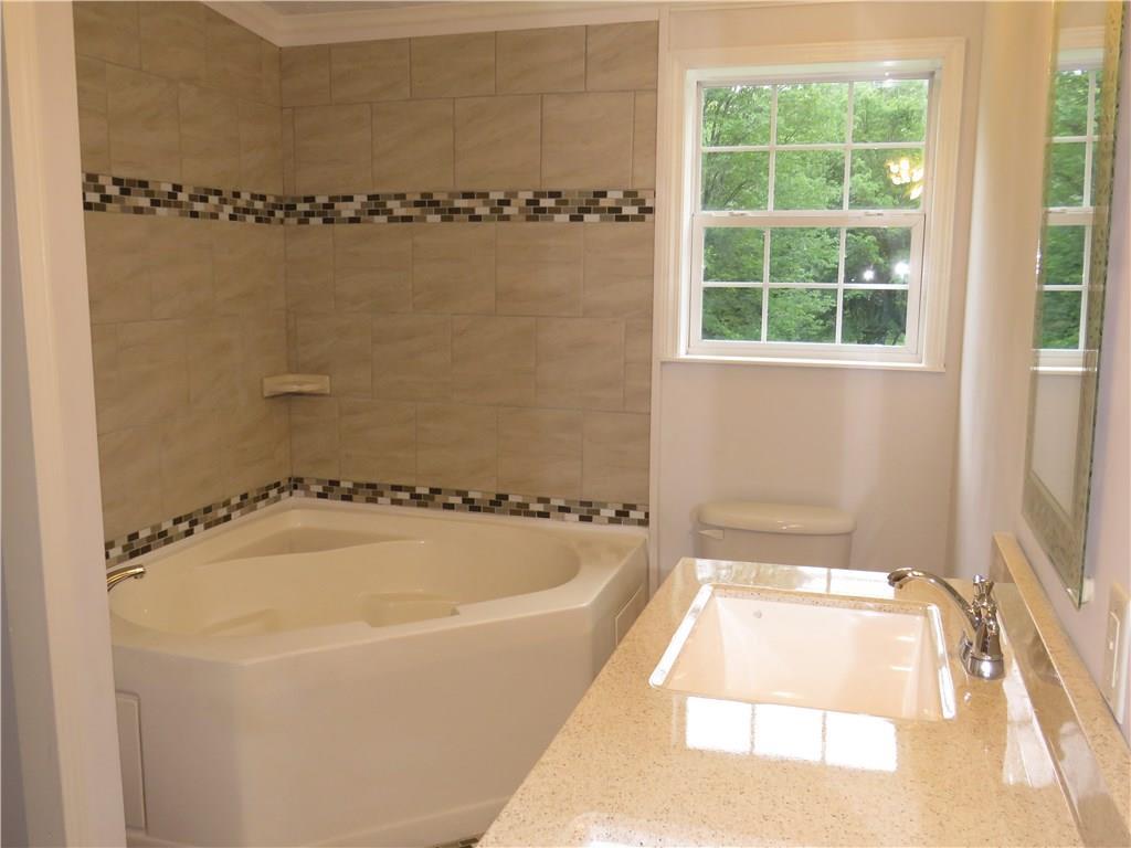 158 Fitch Road Washington, ME 04574 - Photo 11 of 18 Photo