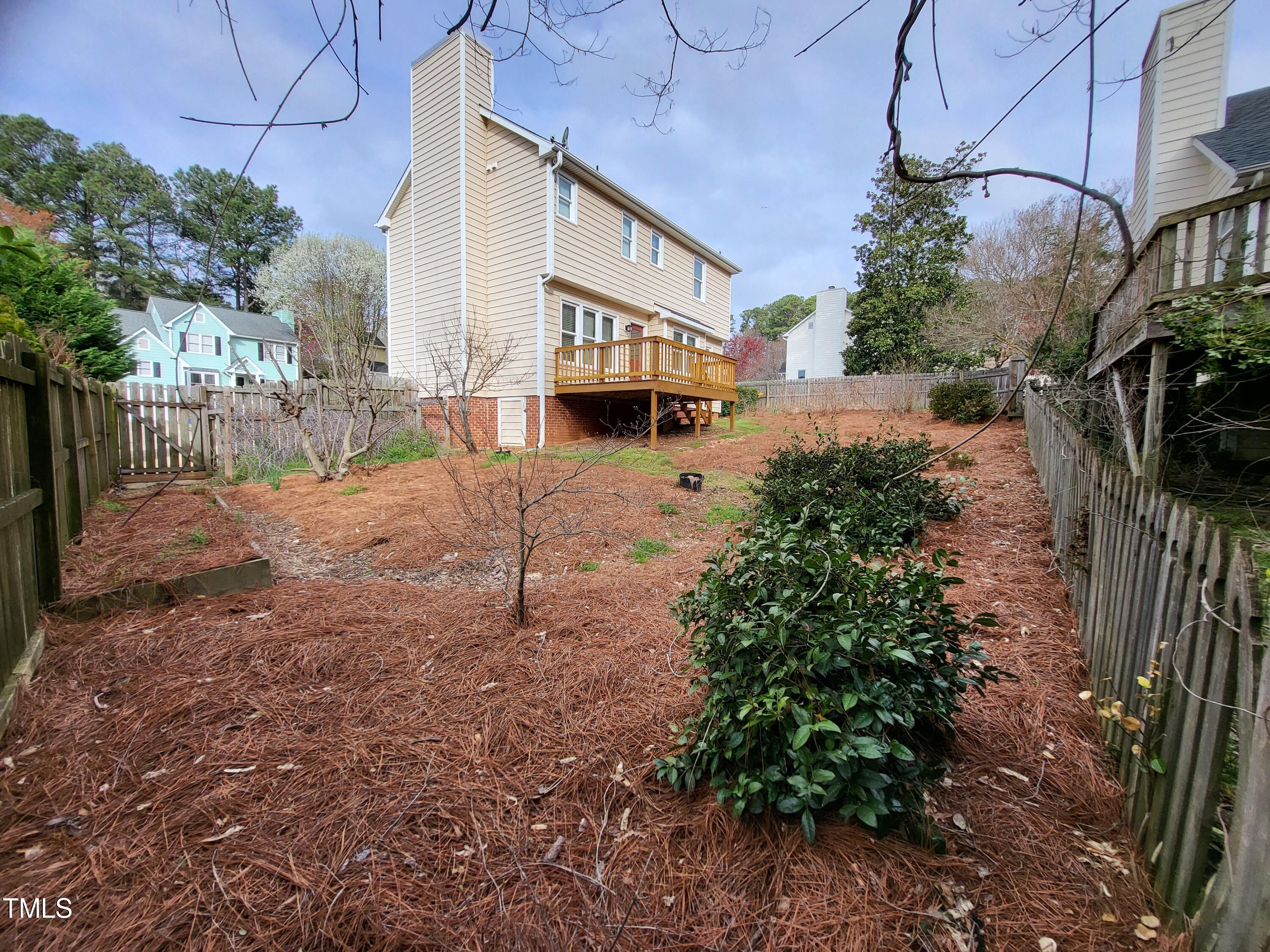 1101 Sheetbend Lane Raleigh, NC 27606 - Photo 23 of 25 by 2
