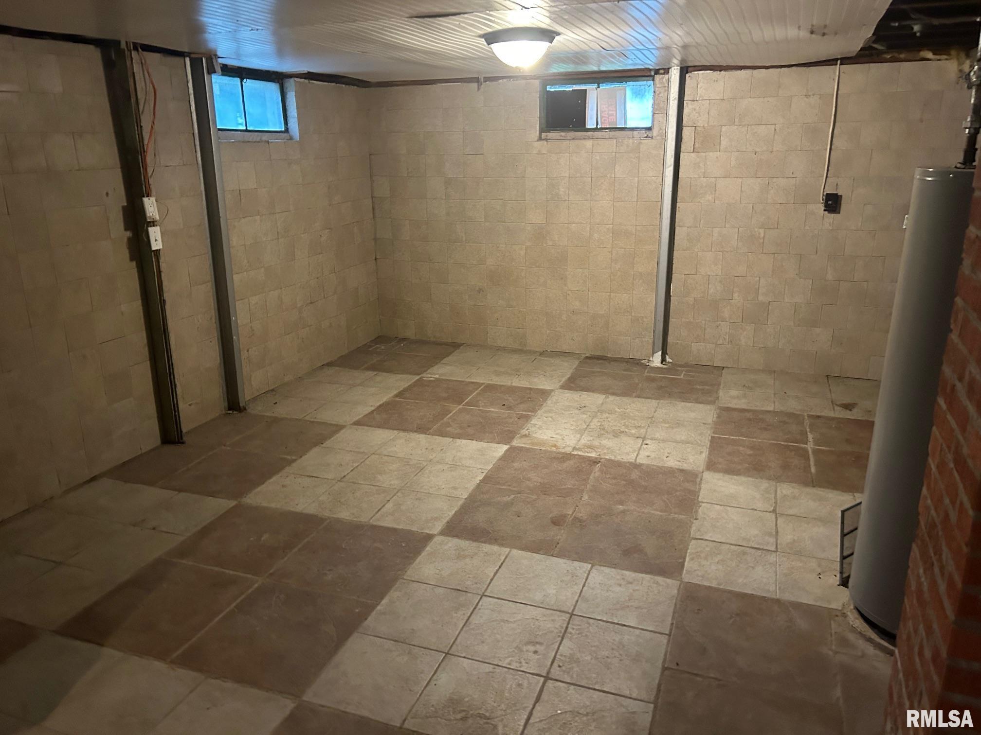 612 West Springfield Road Taylorville, IL 62568 - Photo 24 of 27 Gallery Image 24