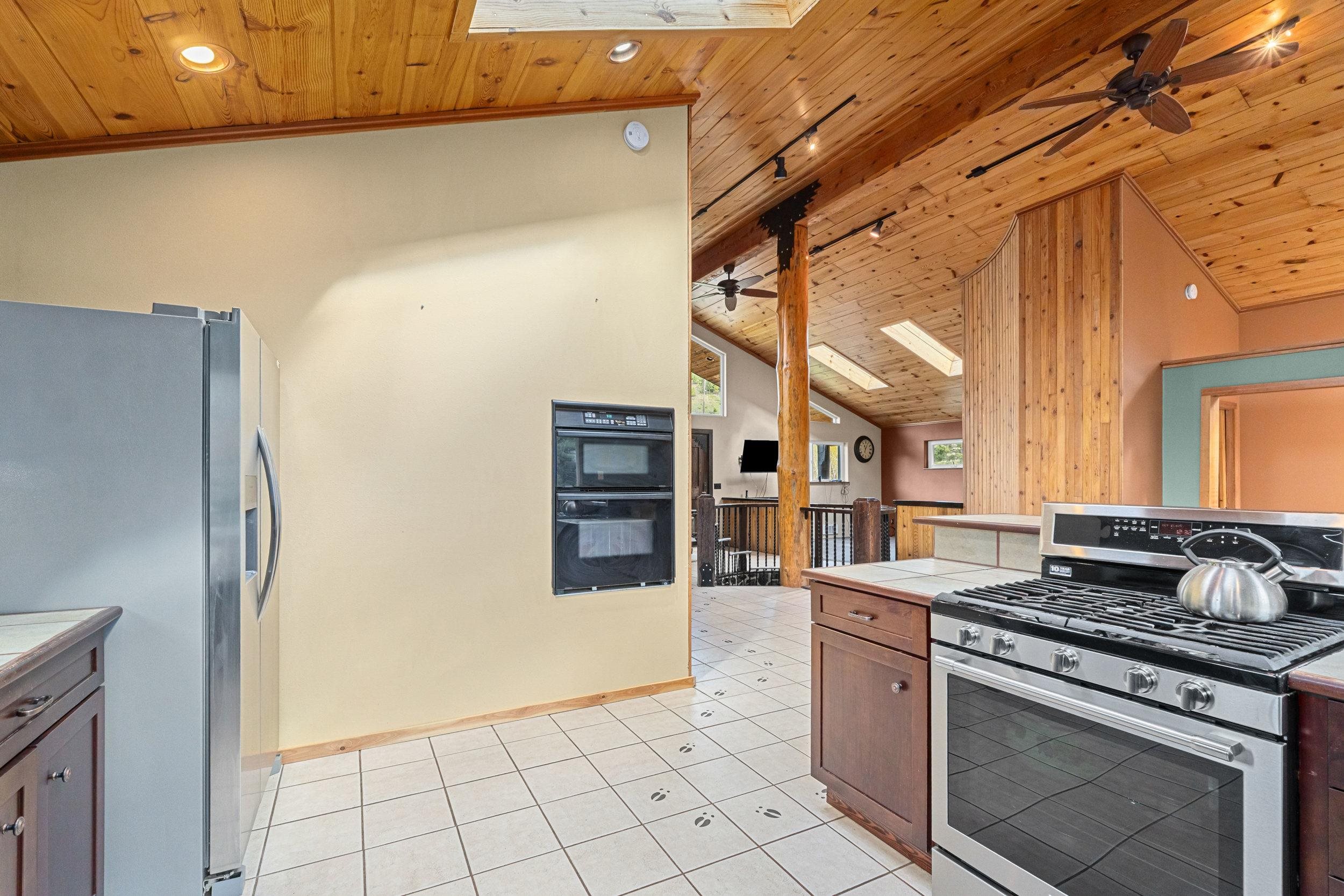 2291 Marble Valley-Basin Road Colville, WA 99114 - Photo 17 of 50