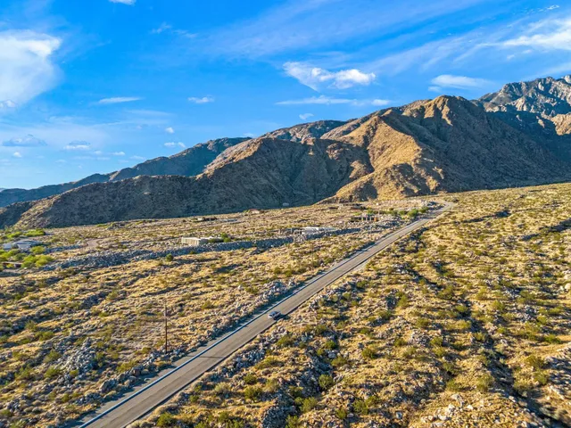 $995,000 | 2215 Winter Sun Drive, Palm Springs, CA 92262