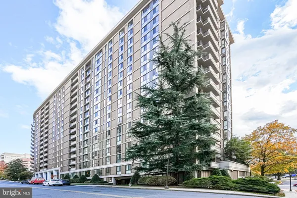 $549,000 | 4620 North Park Avenue, Unit 709E, Chevy Chase, MD 20815