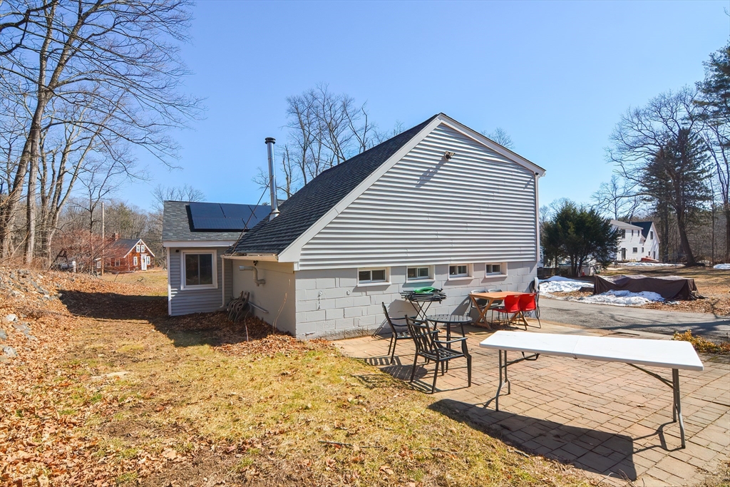 22 Corliss Hill Road Haverhill, MA 01830 - Photo 2 of 21 Gallery Image 2