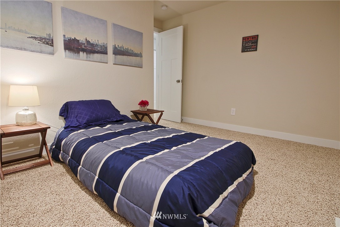 21228 Shell Valley Road Edmonds, WA 98026 - Photo 13 of 20