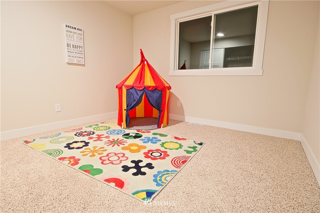 21228 Shell Valley Road Edmonds, WA 98026 - Photo 15 of 20