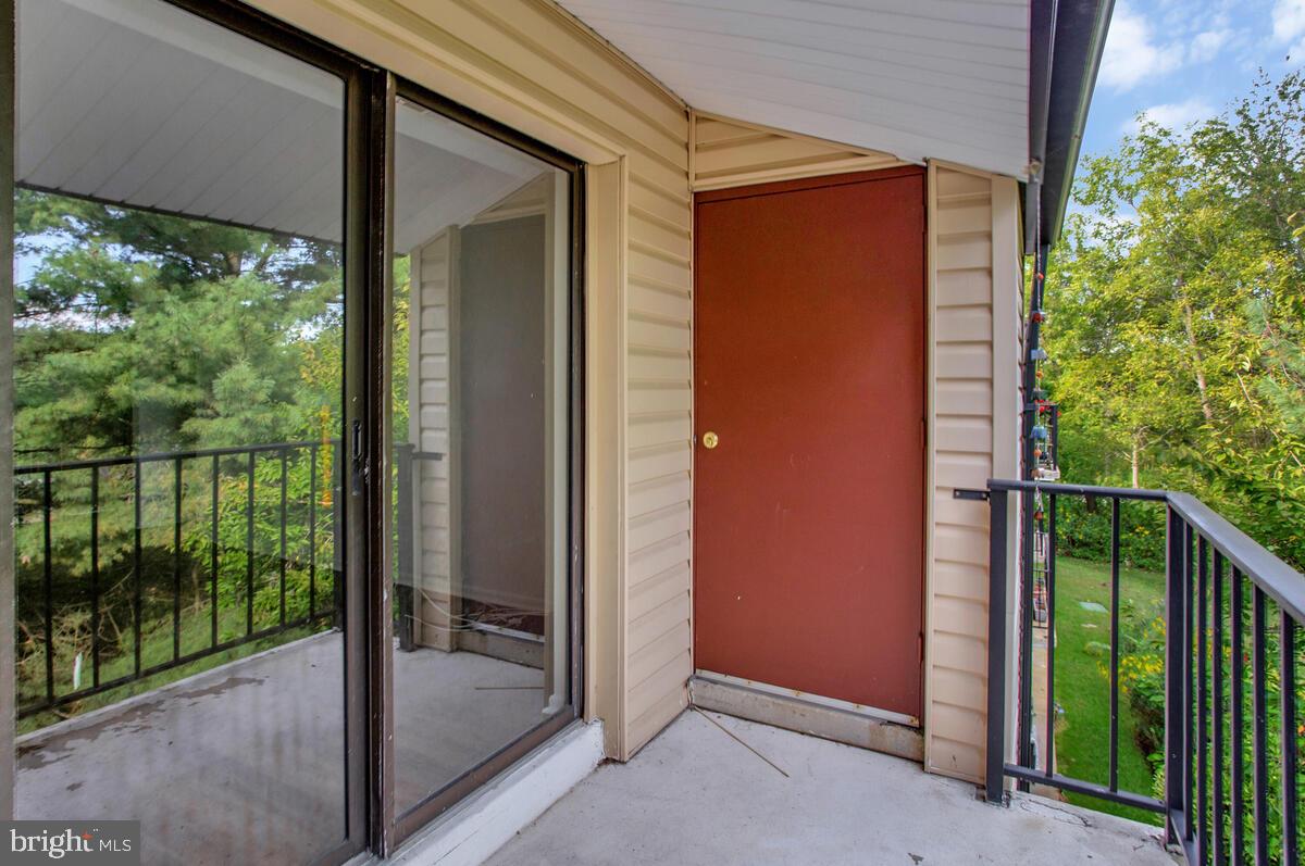 2574 Riva Road, Unit 19A Annapolis, MD 21401 - Photo 32 of 35 a view of balcony