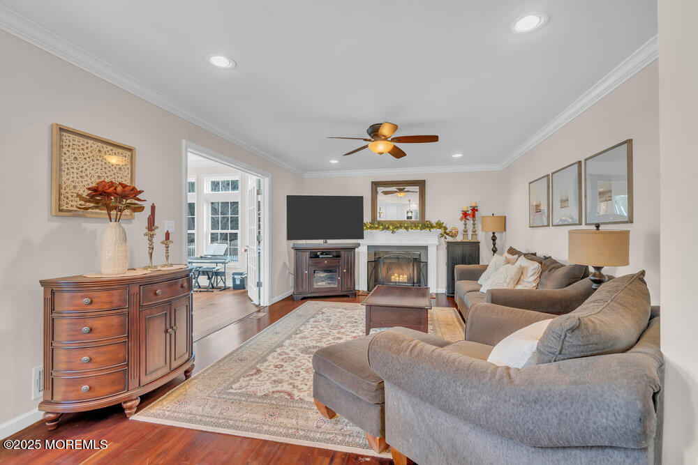 107 Meadow Drive Shrewsbury, NJ 07702 - Photo 18 of 47 mjb04248_897