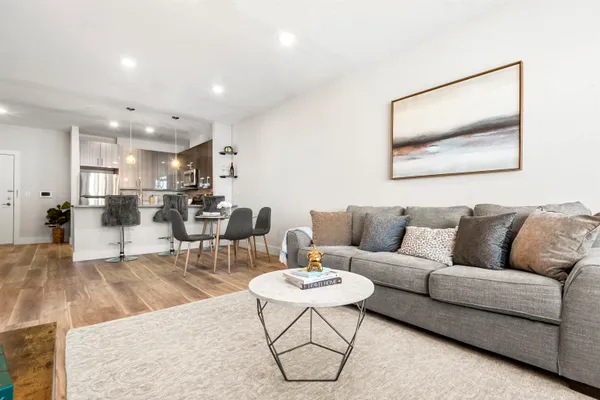 $2,550 | 271 Sip Avenue, Unit 403, Jersey City, NJ 07306