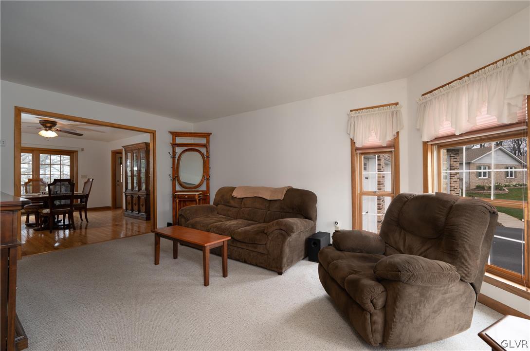 4102 Mink Road Emmaus, PA 18049 - Photo 5 of 19 Gallery Image 5