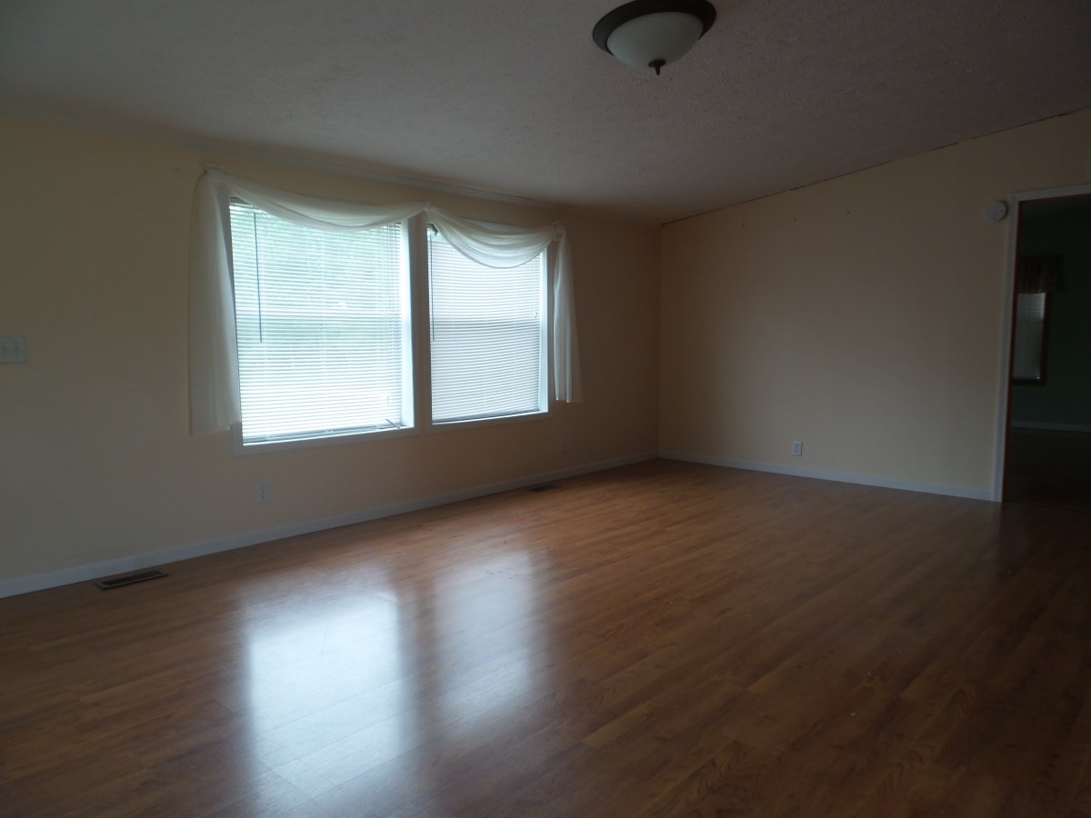 13650 Winters Road Kewadin, MI 49648 - Photo 13 of 39 1801682-12.JPG