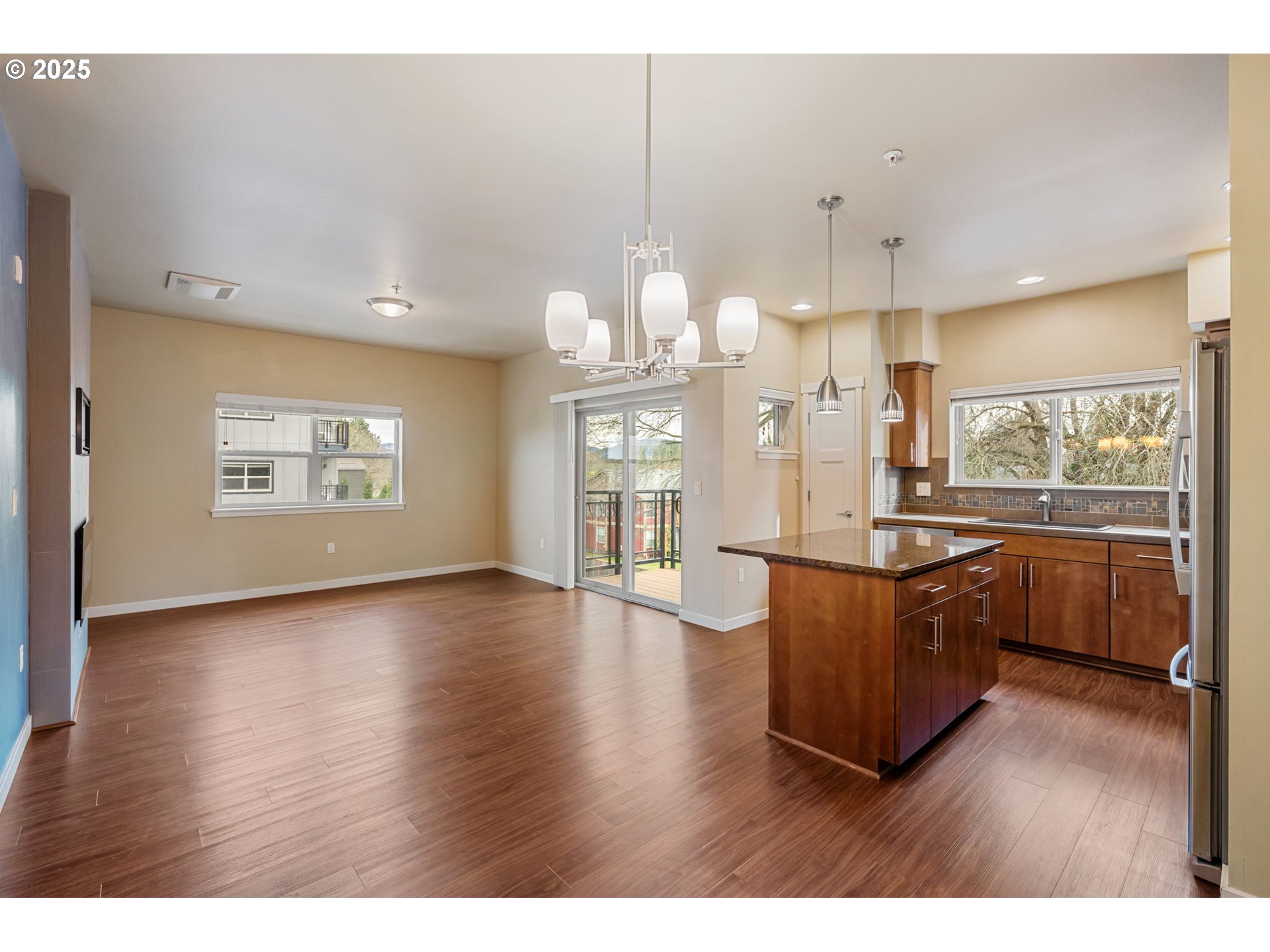 13915 Southwest Meridian Street, Unit 307 Beaverton, OR 97005 - Photo 3 of 27