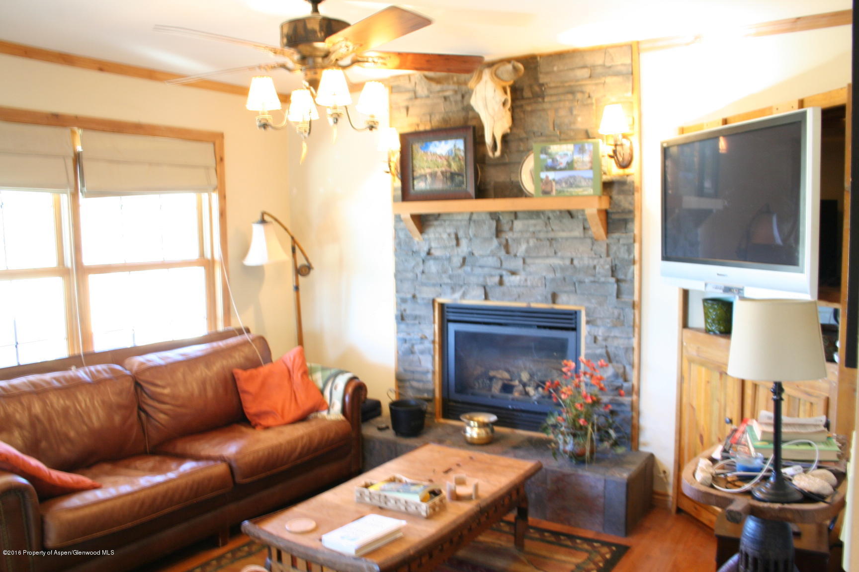 1215 Cedar Springs Ranch Road Rifle, CO 81650 - Photo 15 of 24 2016-10-27 09.32.56