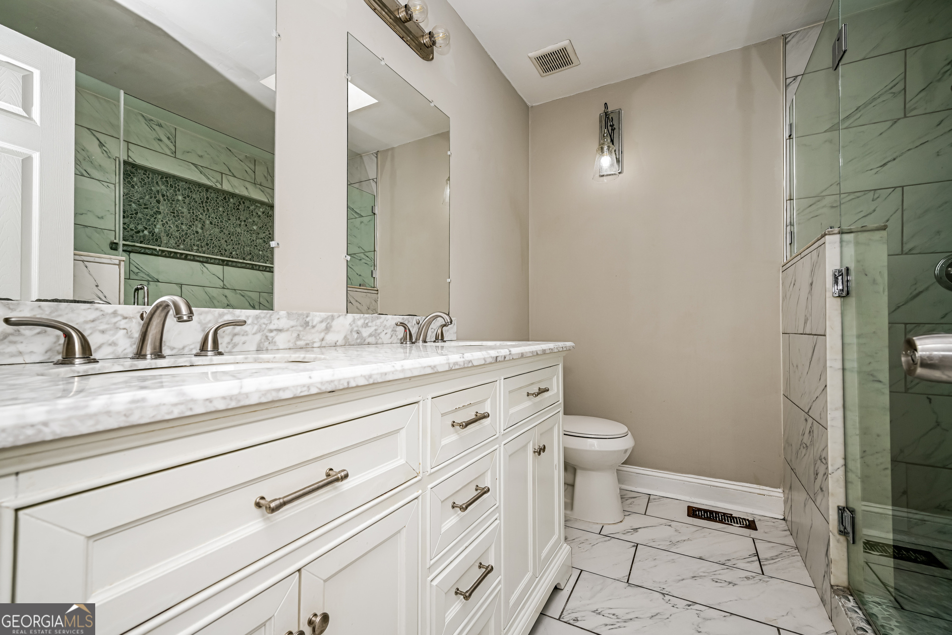 6155 Raleigh Oaks Court Lithonia, GA 30058 - Photo 12 of 22