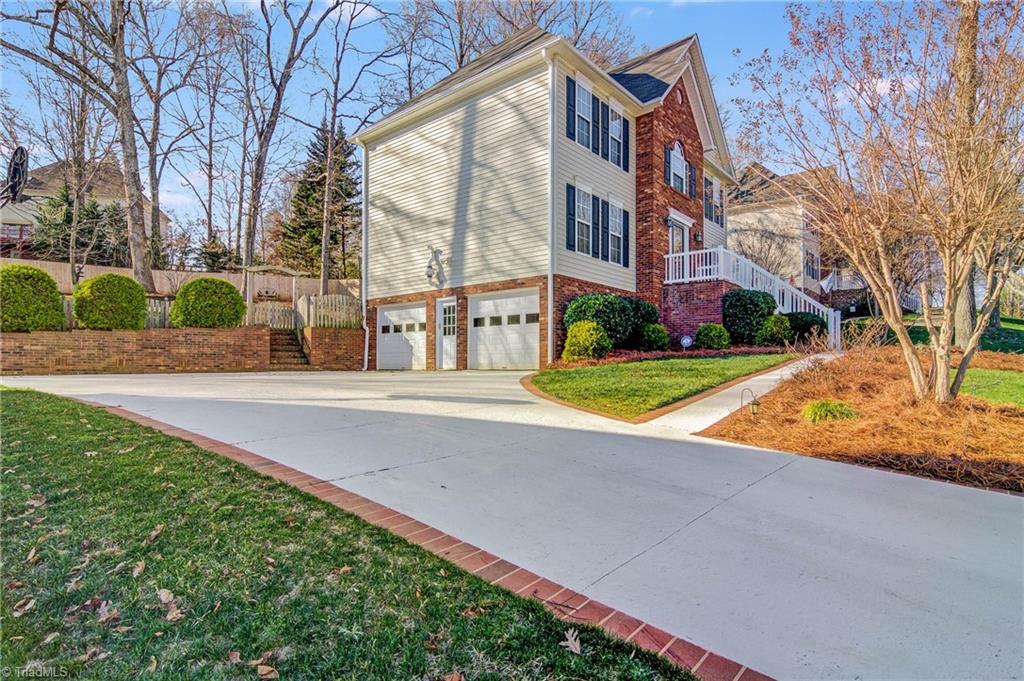 7745 Fording Bridge Road Kernersville, NC 27284 - Photo 3 of 38