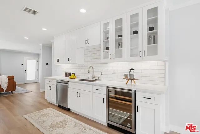 $1,199,999 | 5846 Shoshone Avenue, Encino, CA 91316