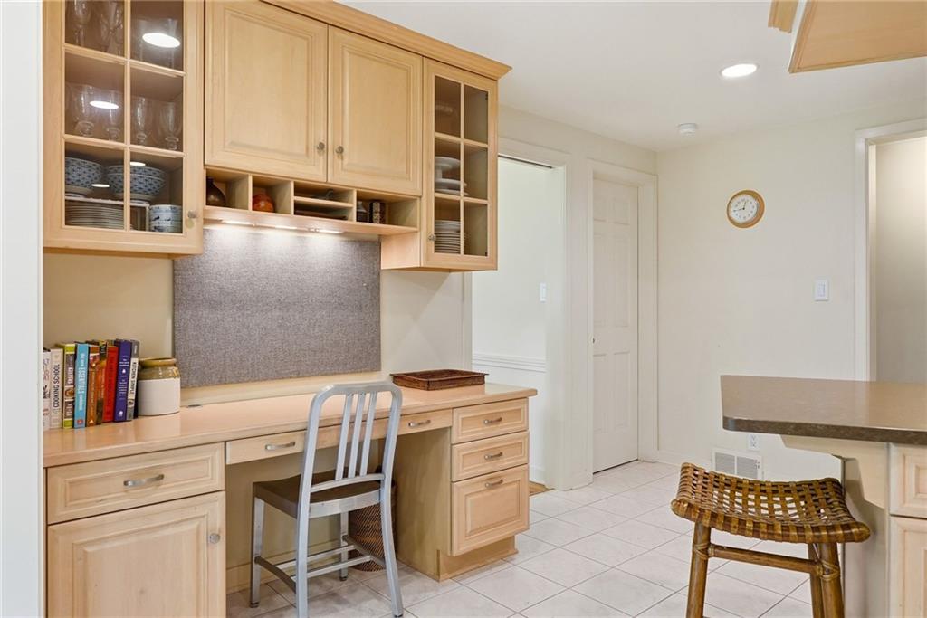 125 Riding Trail Lane Pittsburgh, PA 15215 - Photo 23 of 49 Desk organization in the kitchen