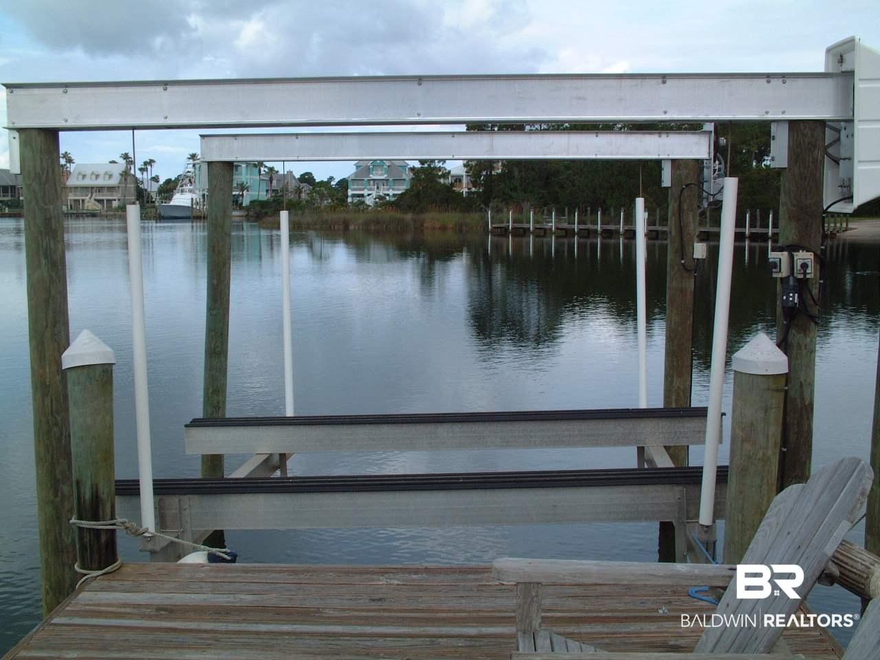 Harbor Road Orange Beach, AL 36561 - Photo 4 of 20 Lift set up for Pontoon b