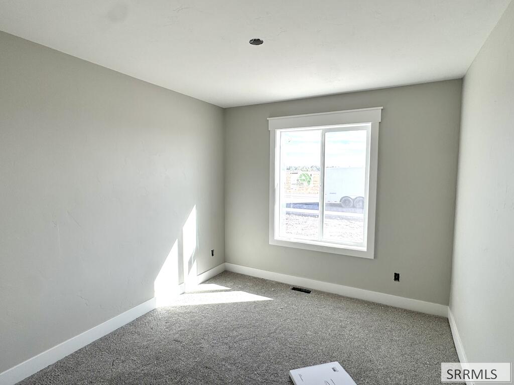 4049 East 146 North Rigby, ID 83442 - Photo 19 of 21 Primary Bathroom