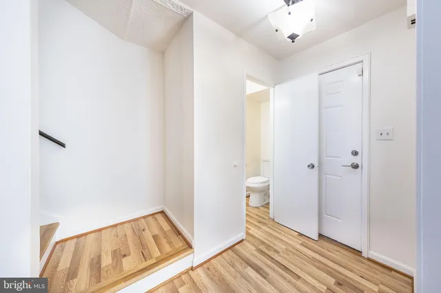 $3,250 | 2232 Southgate Square, Reston, VA 20191