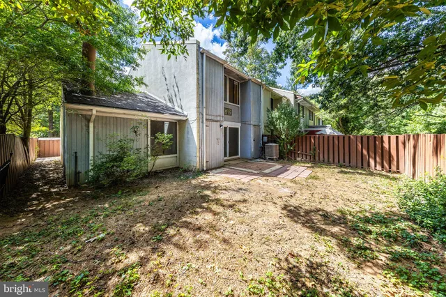 $3,250 | 2232 Southgate Square, Reston, VA 20191