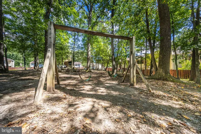 $3,250 | 2232 Southgate Square, Reston, VA 20191