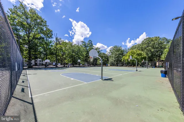 $3,250 | 2232 Southgate Square, Reston, VA 20191