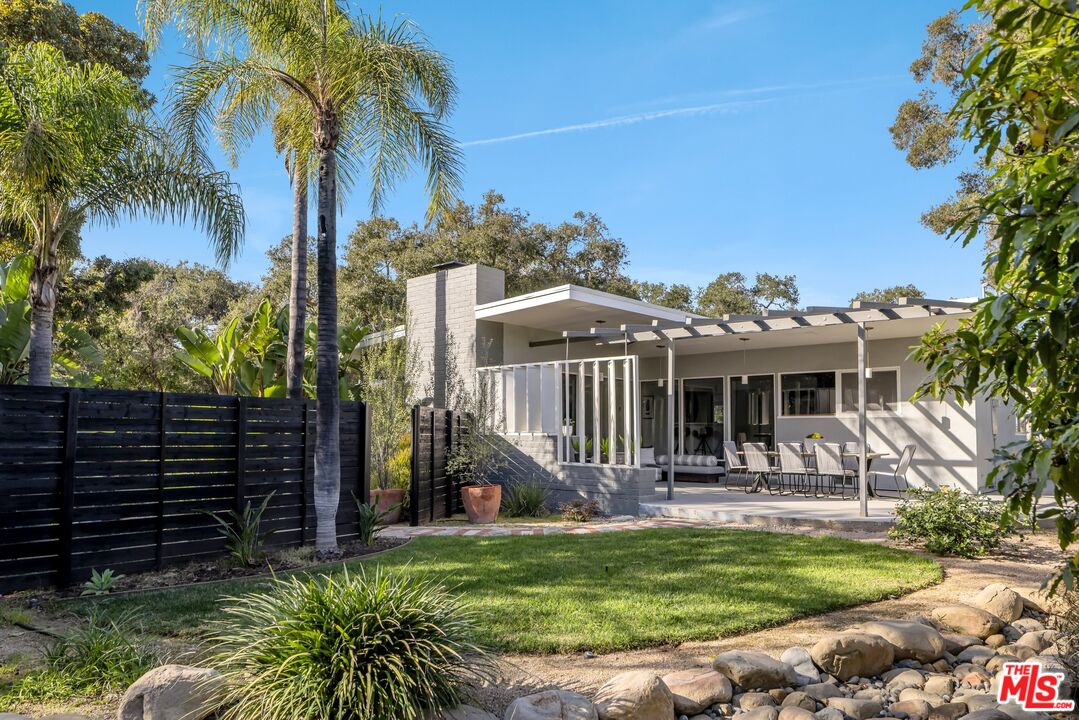 1009 Holly Road Santa Paula, CA 93060 - Photo 17 of 23