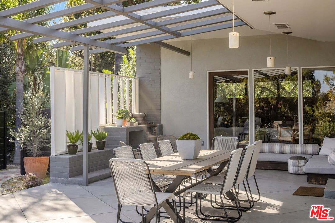 1009 Holly Road Santa Paula, CA 93060 - Photo 19 of 23