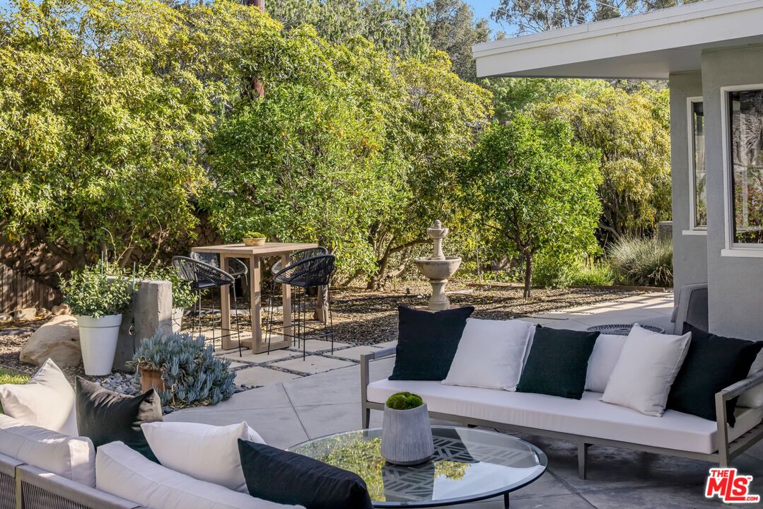 1009 Holly Road Santa Paula, CA 93060 - Photo 20 of 23