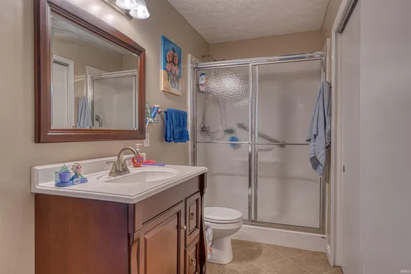 $212,730 | 3006 Galleon Drive, Evansville, IN 47725