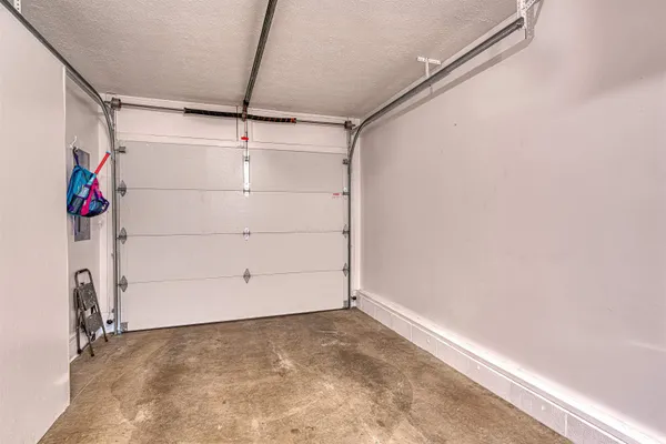 $212,730 | 3006 Galleon Drive, Evansville, IN 47725