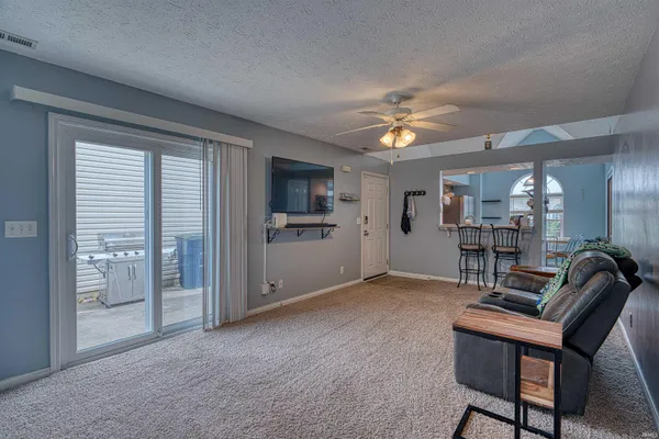 $212,730 | 3006 Galleon Drive, Evansville, IN 47725