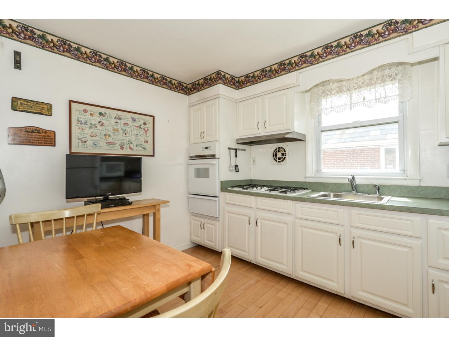 641 Wanamaker Road Jenkintown, PA 19046 - Photo 11 of 25 Kitchen