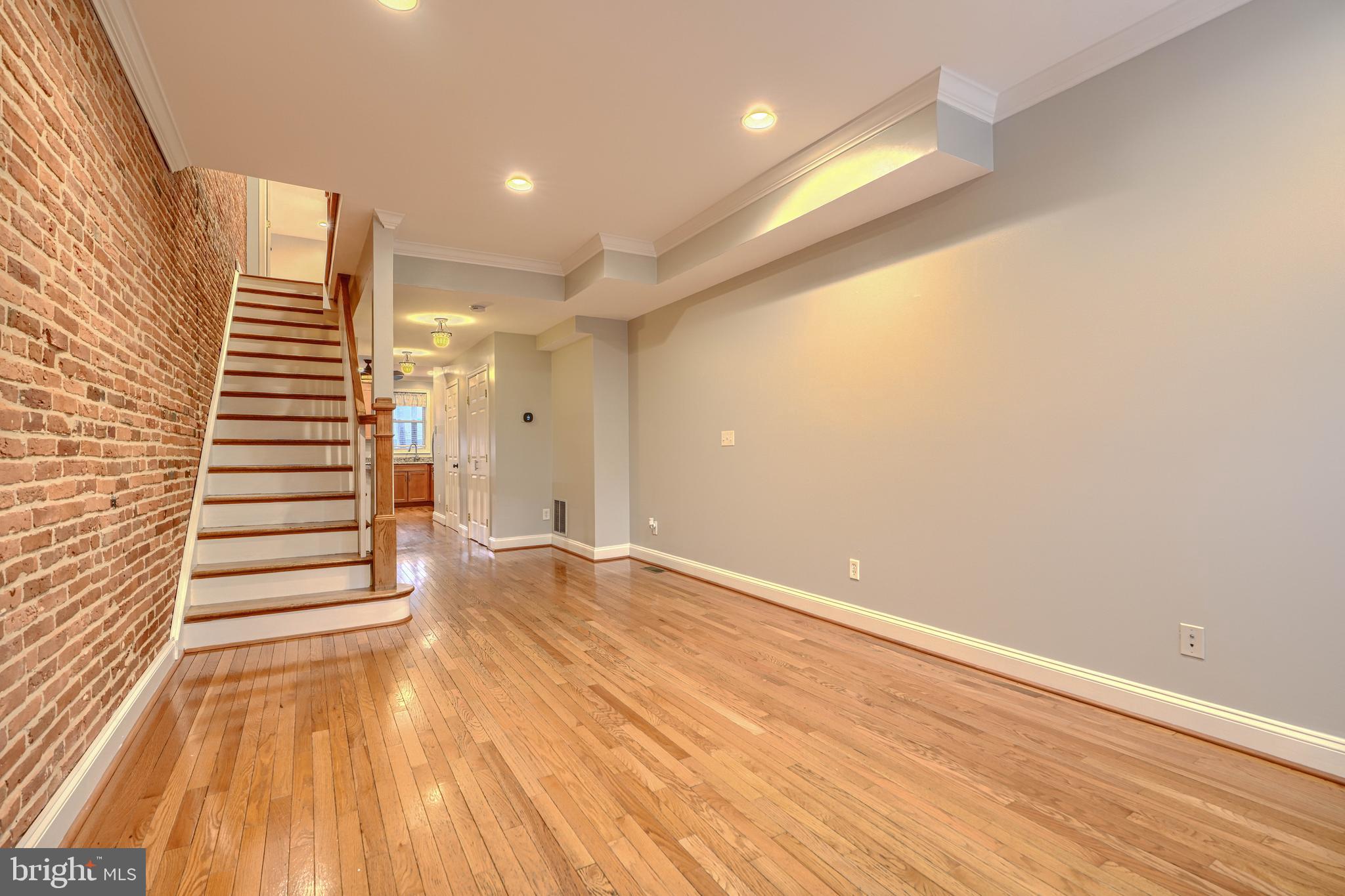 1413 Hull Street Baltimore, MD 21230 - Photo 5 of 36