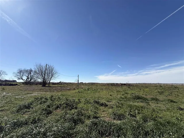 $60,000 | 6105 382nd Hwy Lake, Lake Arthur, LA 70549