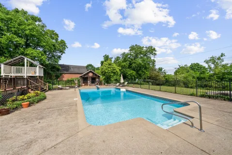 $1,200,000 | 6476 Lickton Pike, Goodlettsville, TN 37072