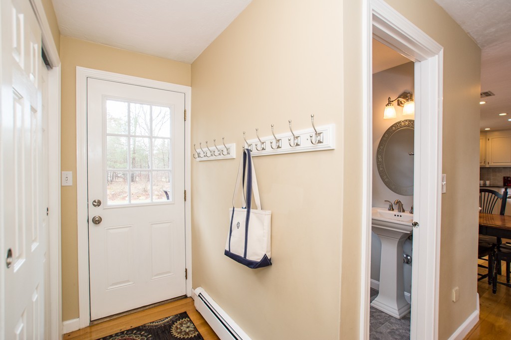 2 Wheelwright Road Medfield, MA 02052 - Photo 13 of 30 Gallery Image 13